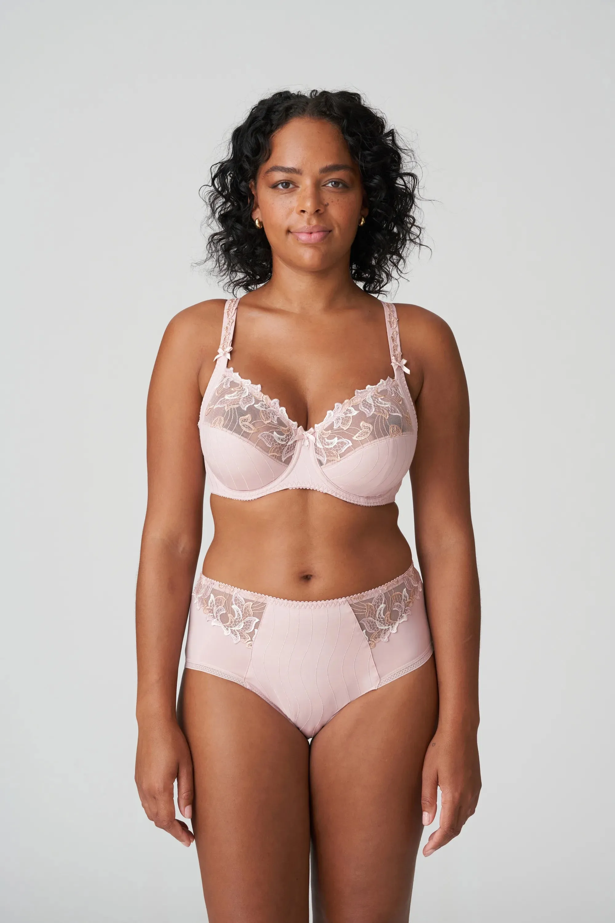 0561816  PrimaDonna Deauville tailleslip vintage pink