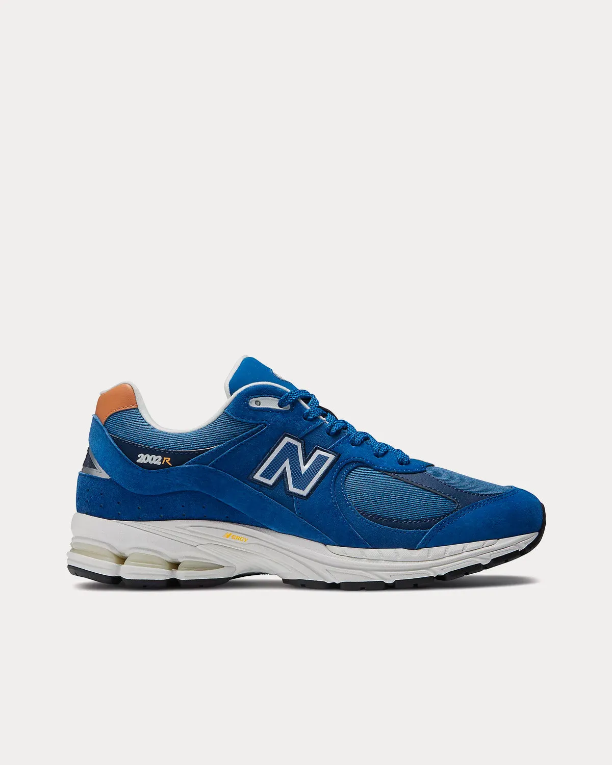 2002r Atlantic Blue / Sepia / Heritage Blue Low Top Sneakers