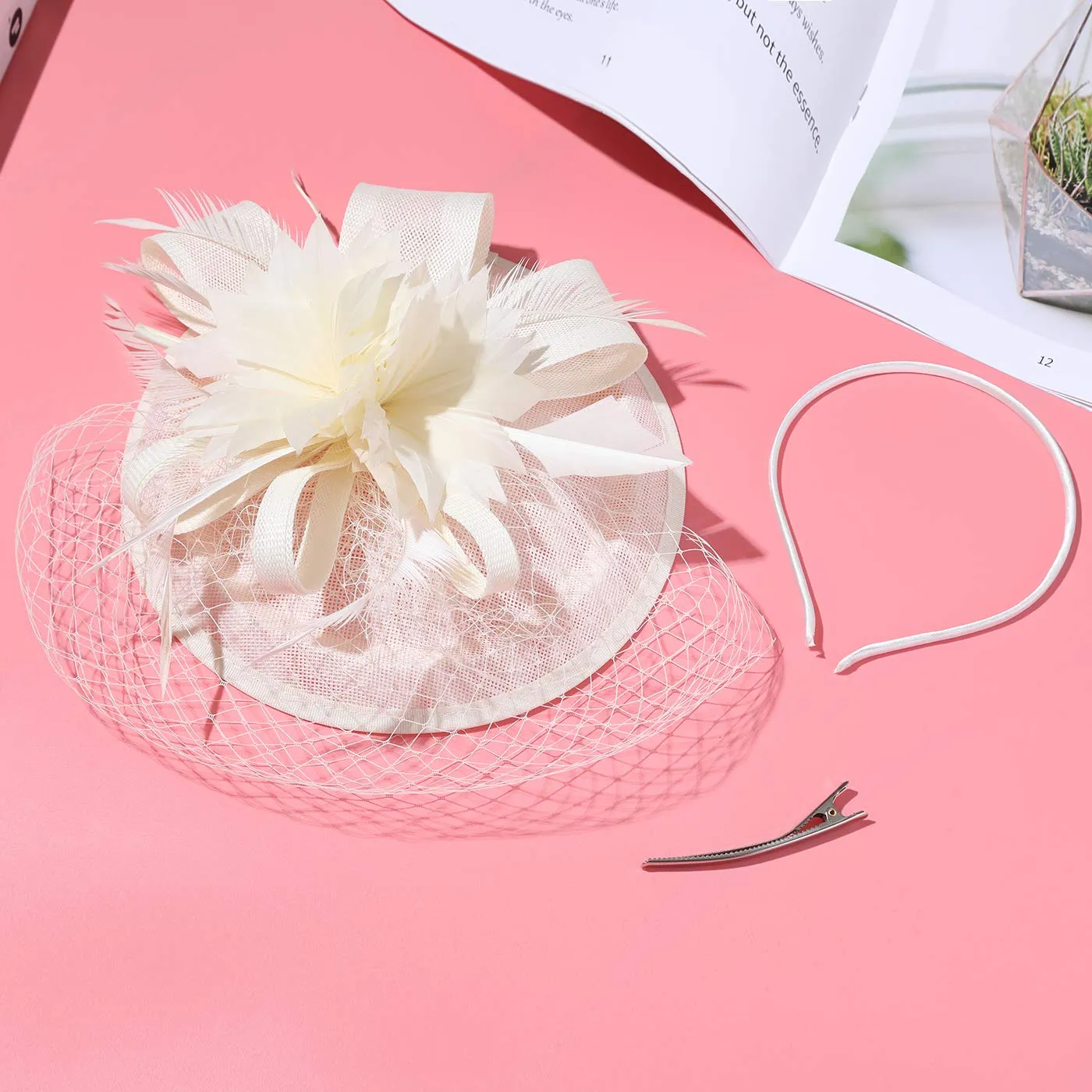 BABEYOND Fascinator Hat Veil Feather Fascinator Hair Clip Tea Party Pillbox Derby Hat Fascinator Bridal Wedding Veil D-beige