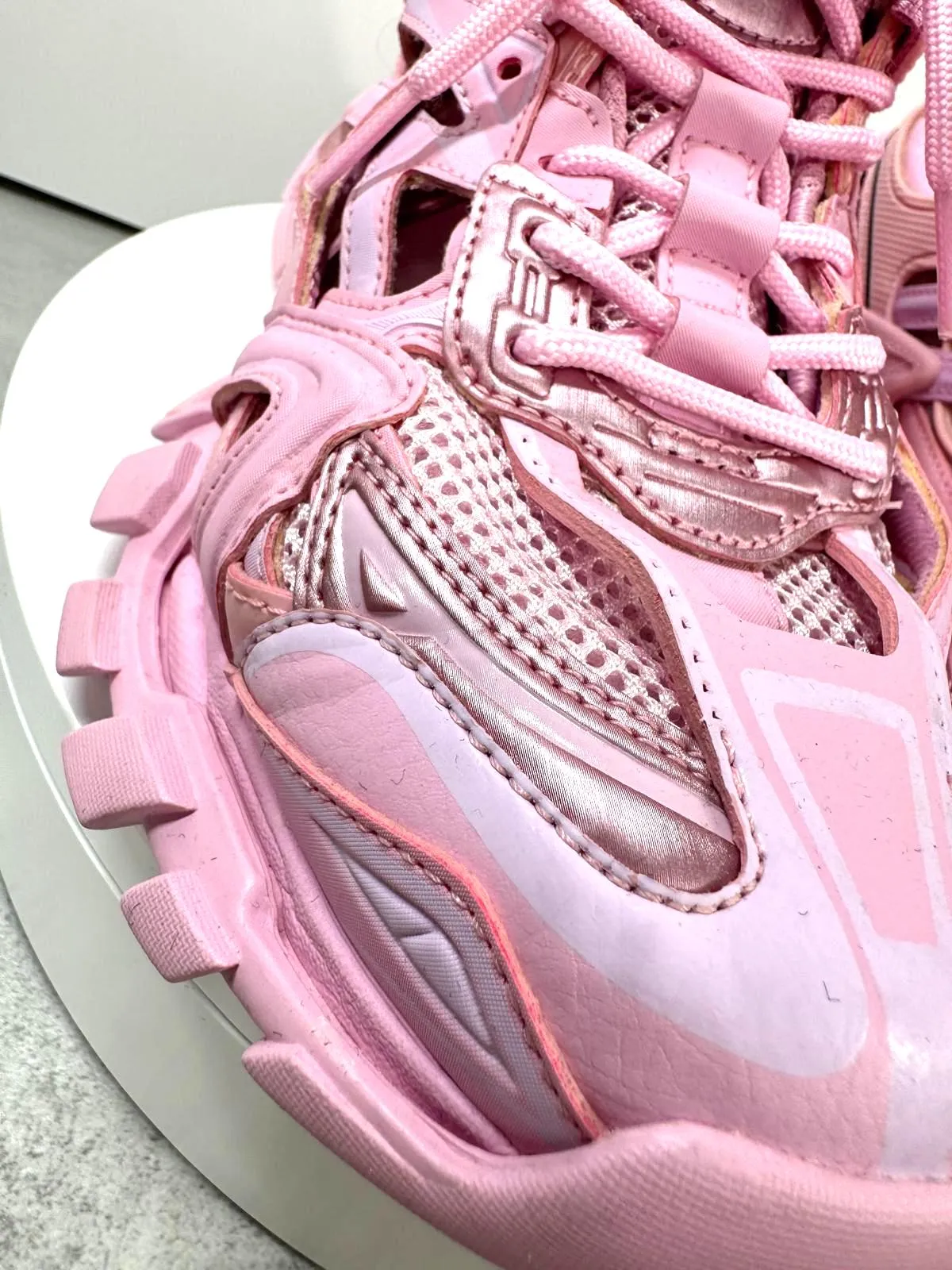 BALENCIAGA TRACK 2.0 SNEAKERS