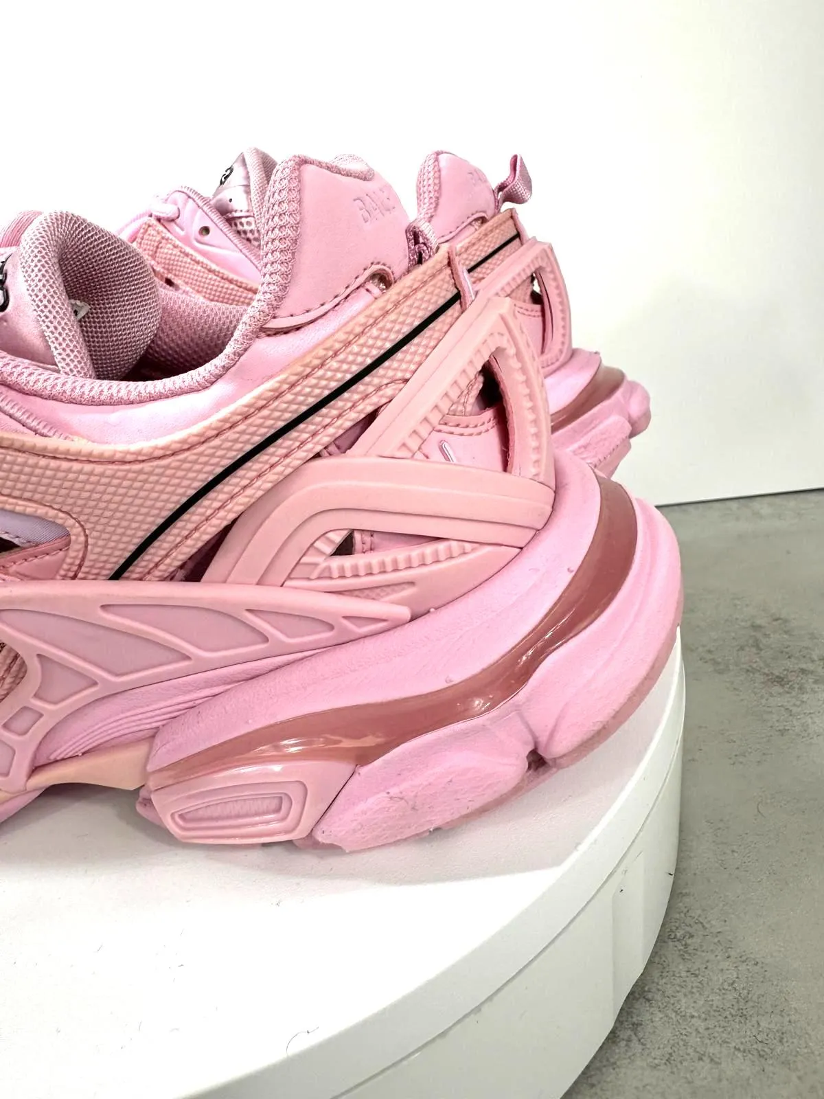 BALENCIAGA TRACK 2.0 SNEAKERS