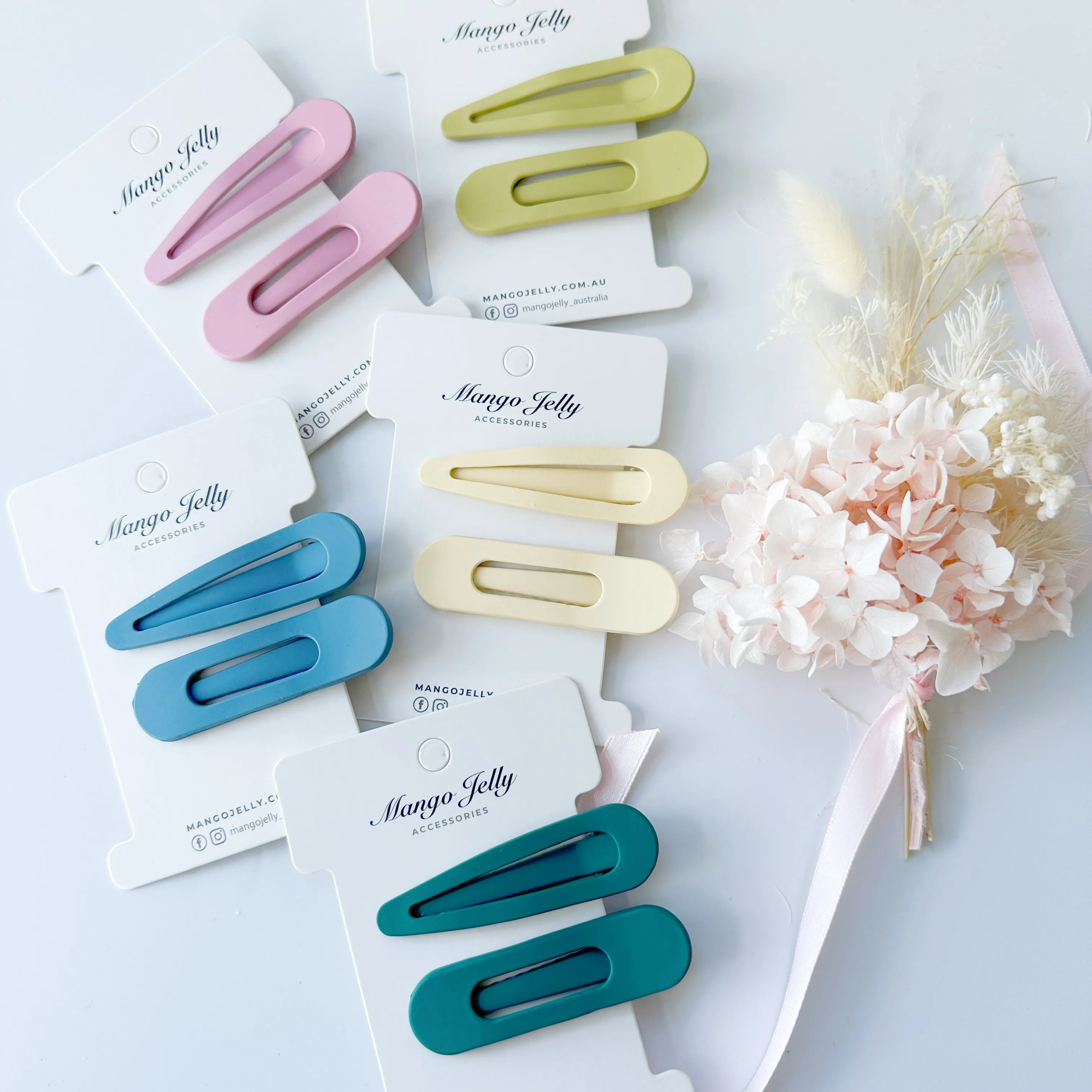 Large pastel coated alligator clips - blue