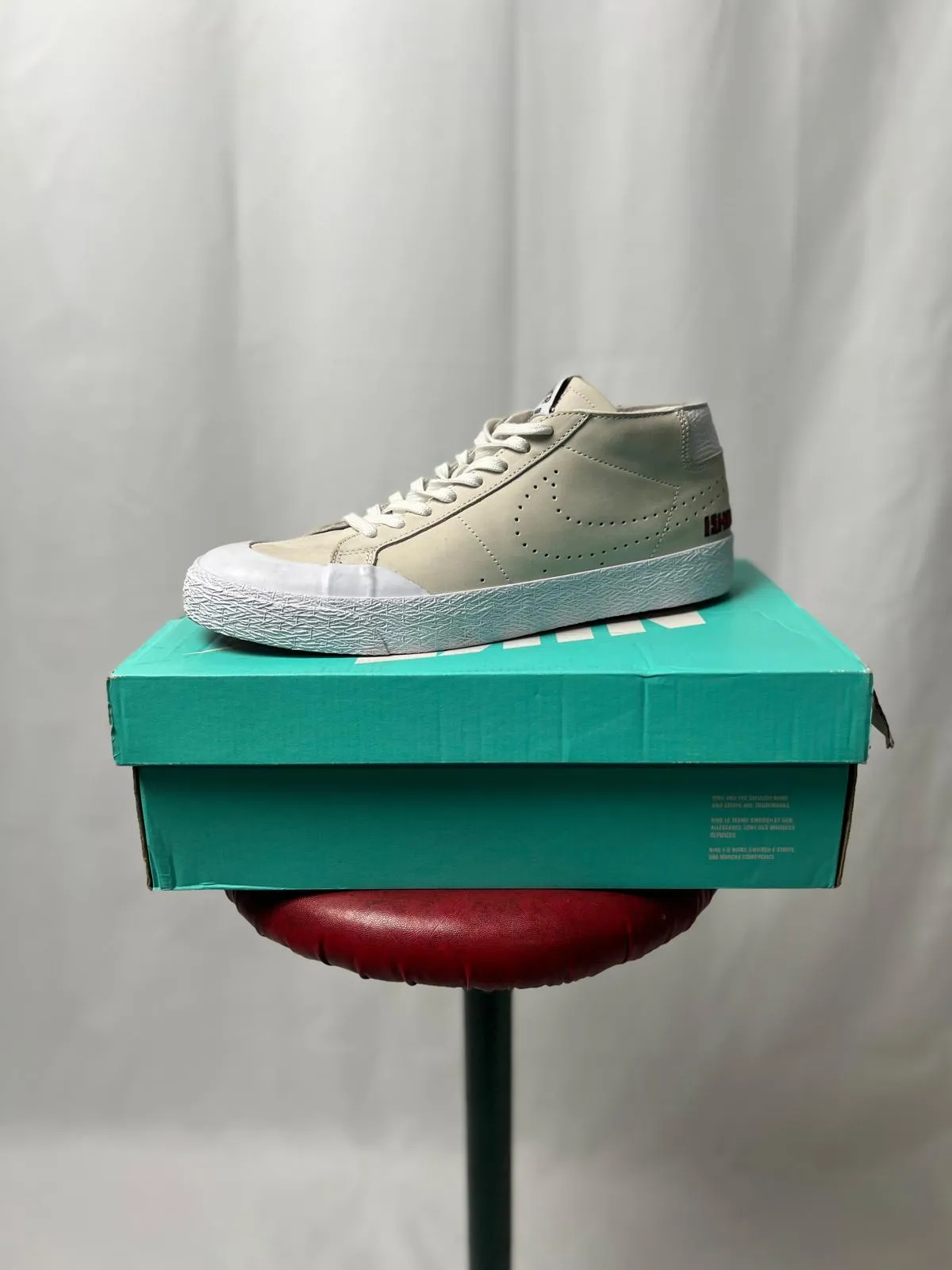 Nike SB Zoom Blazer Mid Chukka XT QS "Ishod Wair" - AR5410161