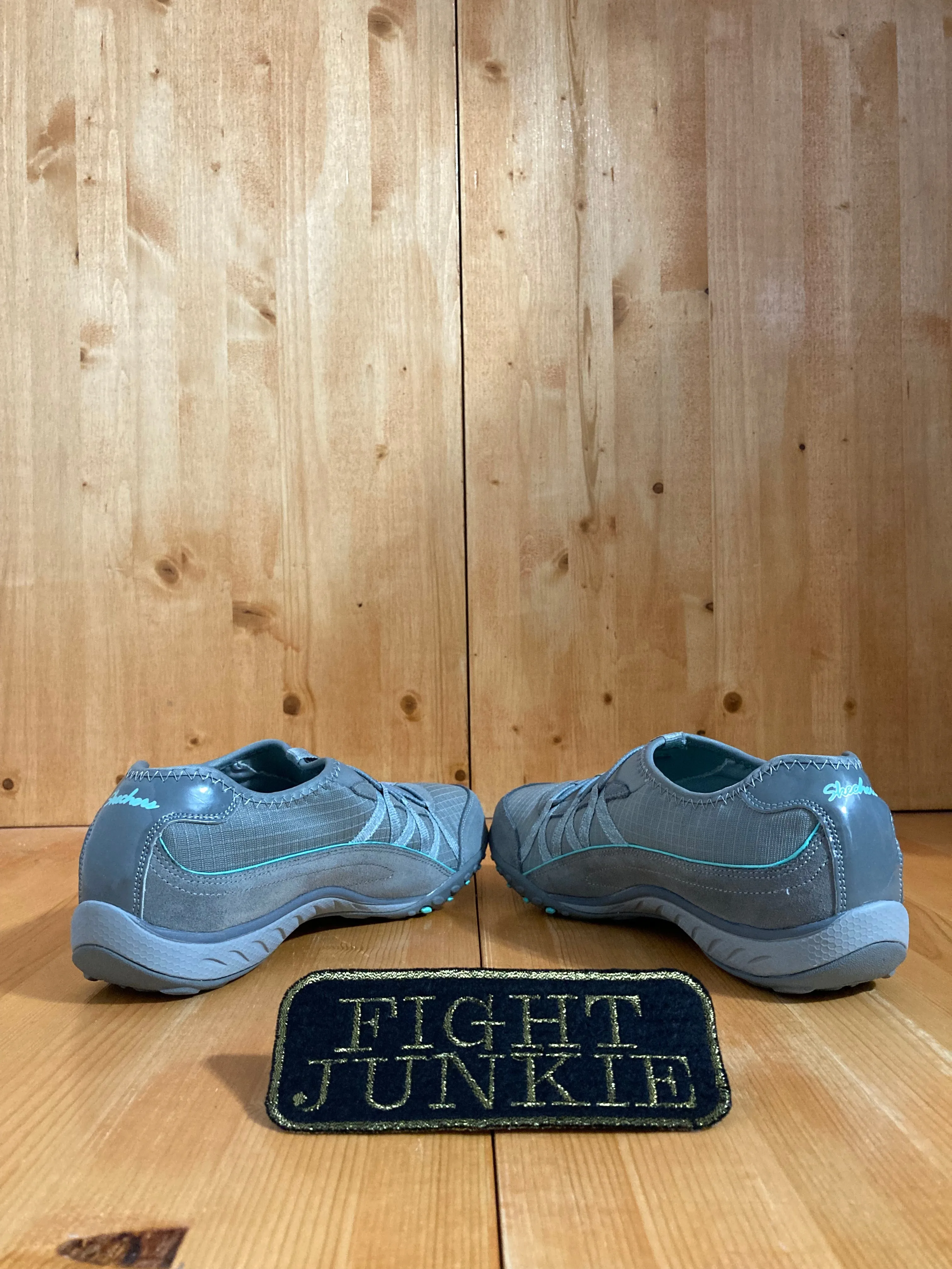 SKECHERS SKETCHERS BREATH EASY Womens Size 10 Slip On Shoes Sneakers Gray 22515