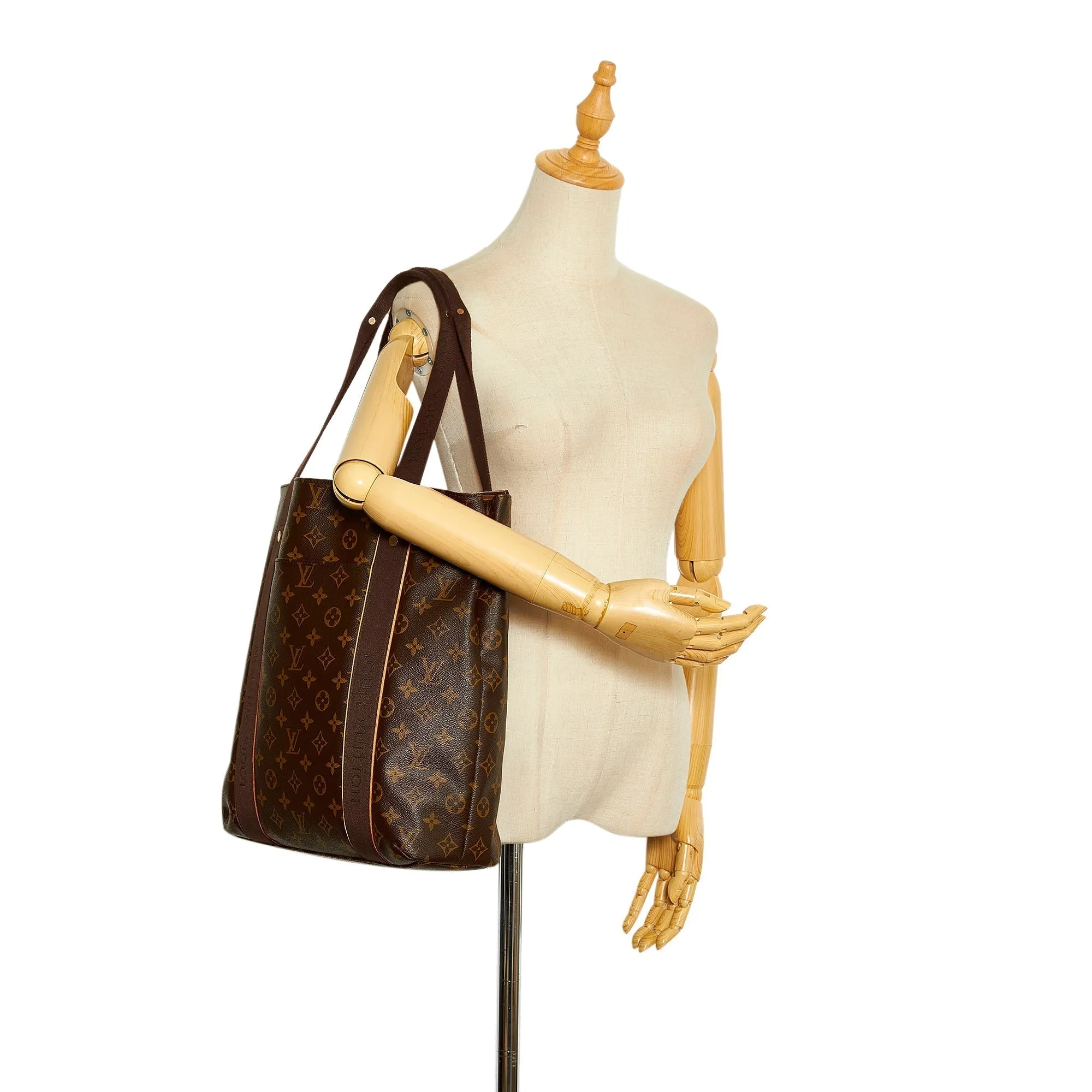 Trendy Inspired Louis Vuitton Cabas Beaubourg Monogram Canvas