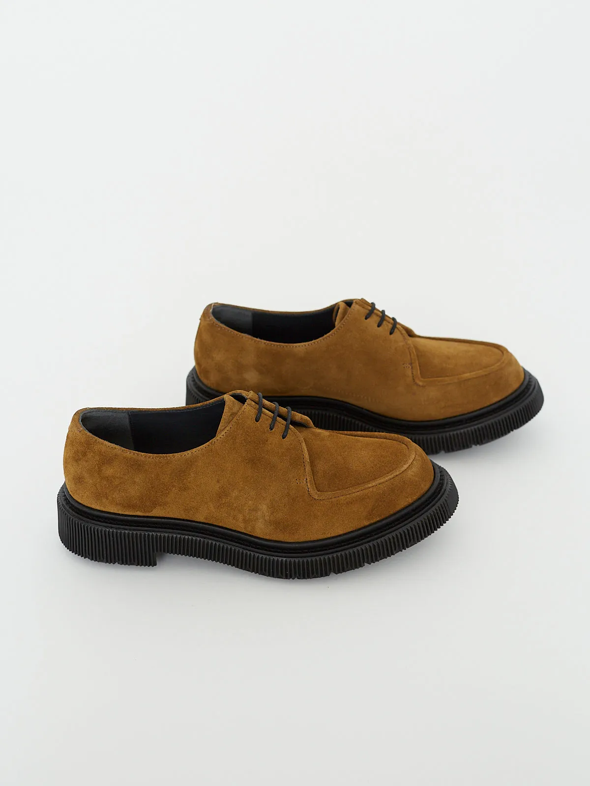 Type 124 in Bog Suede Calf