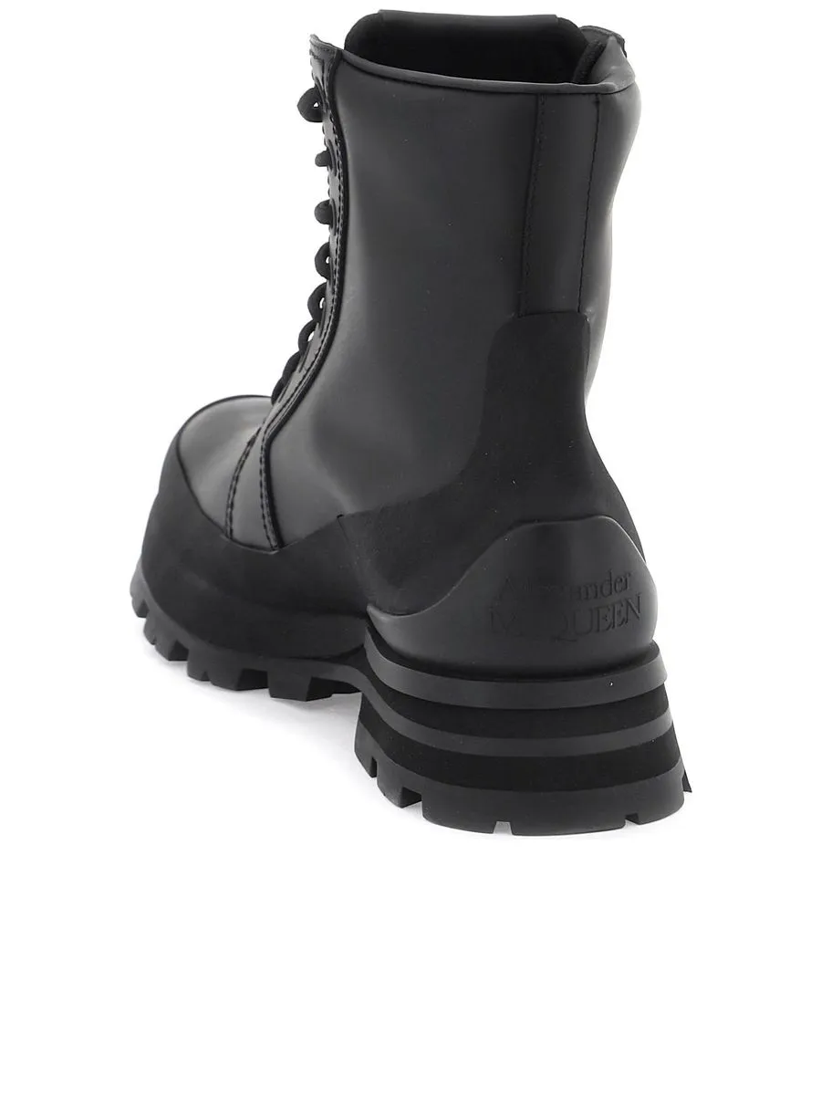 Wander Ankle Boots