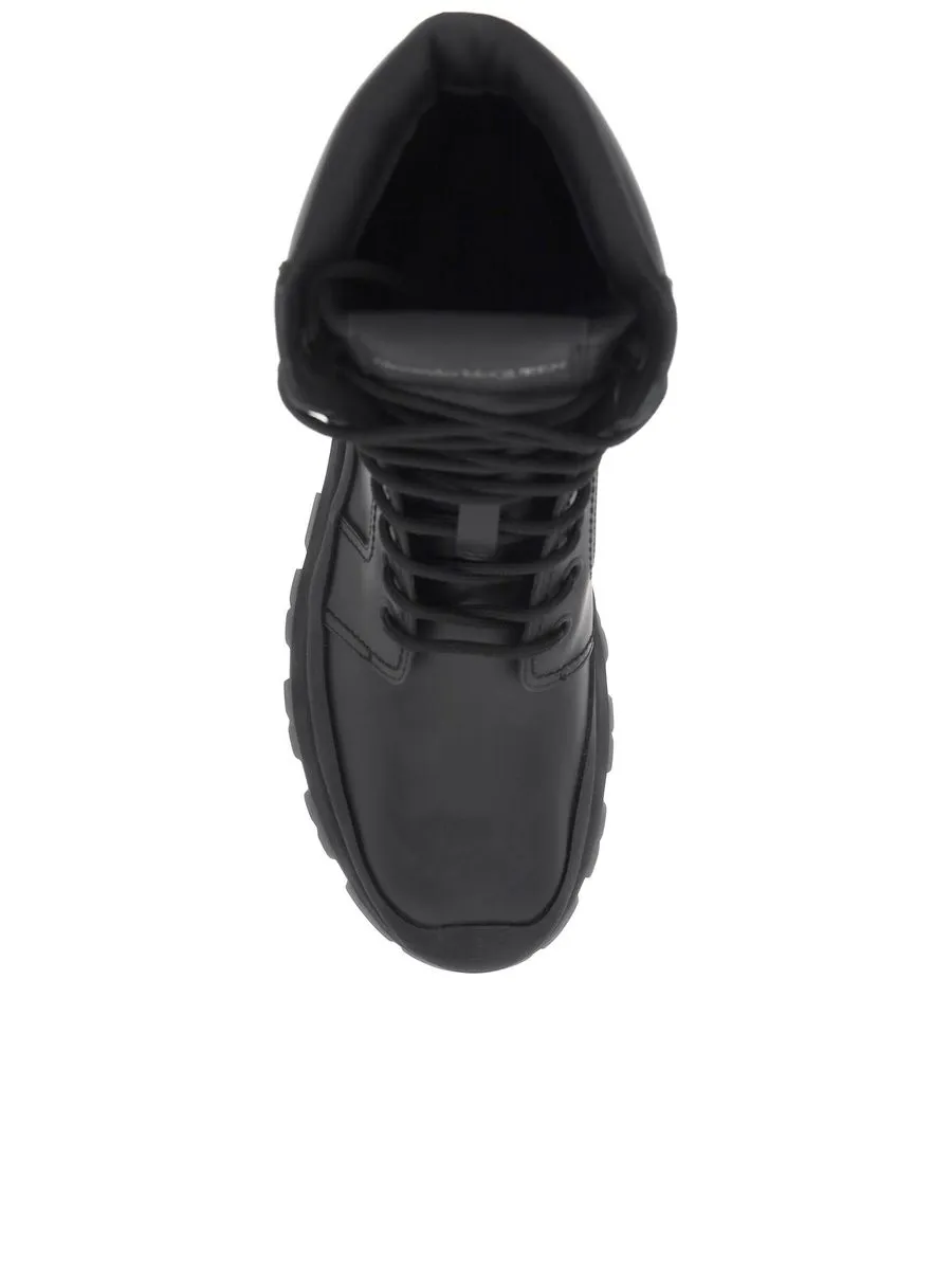 Wander Ankle Boots