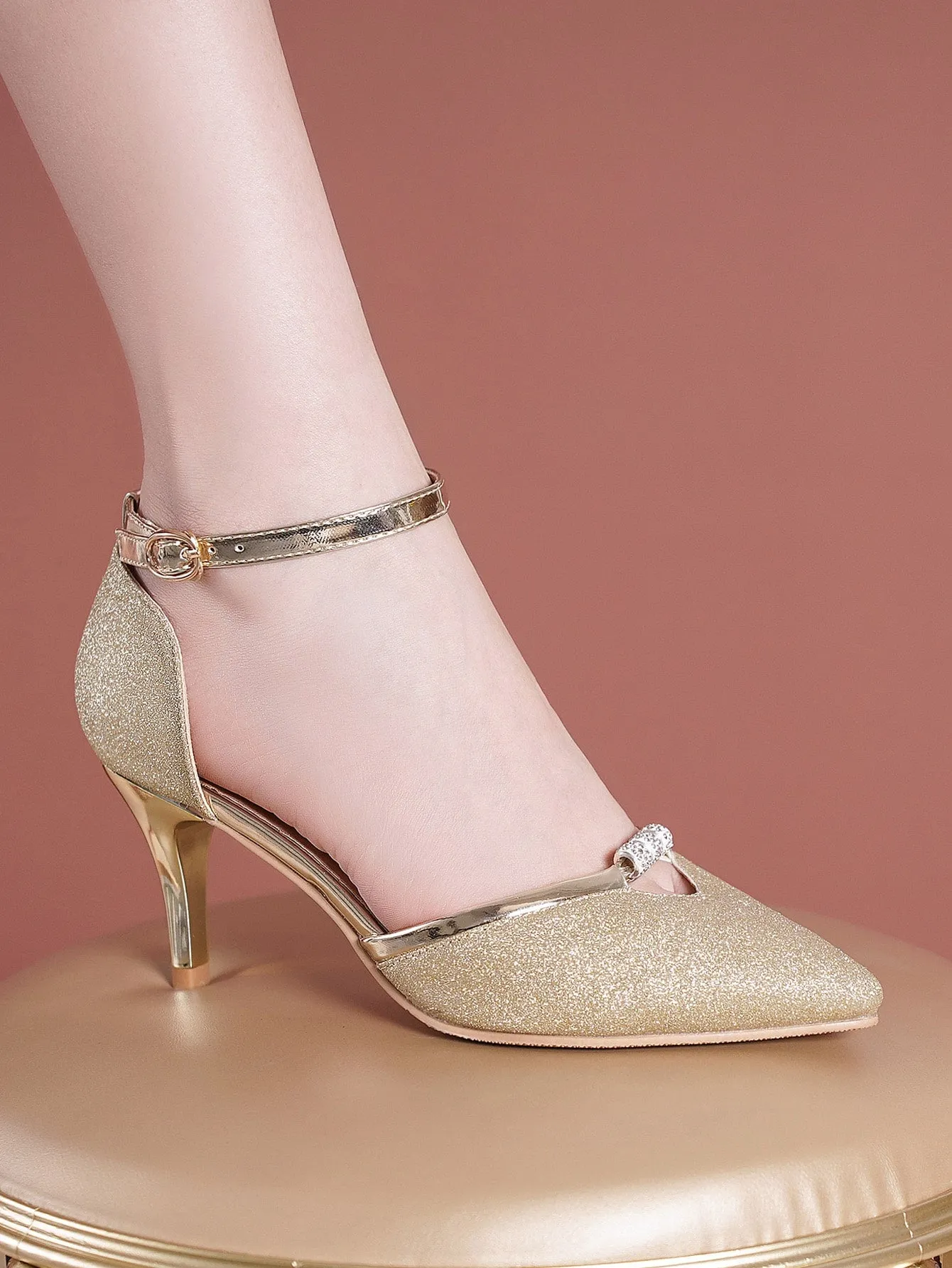 Women Point Toe Ankle Strap Pumps, Glamorous Outdoor Glitter Court Pumps