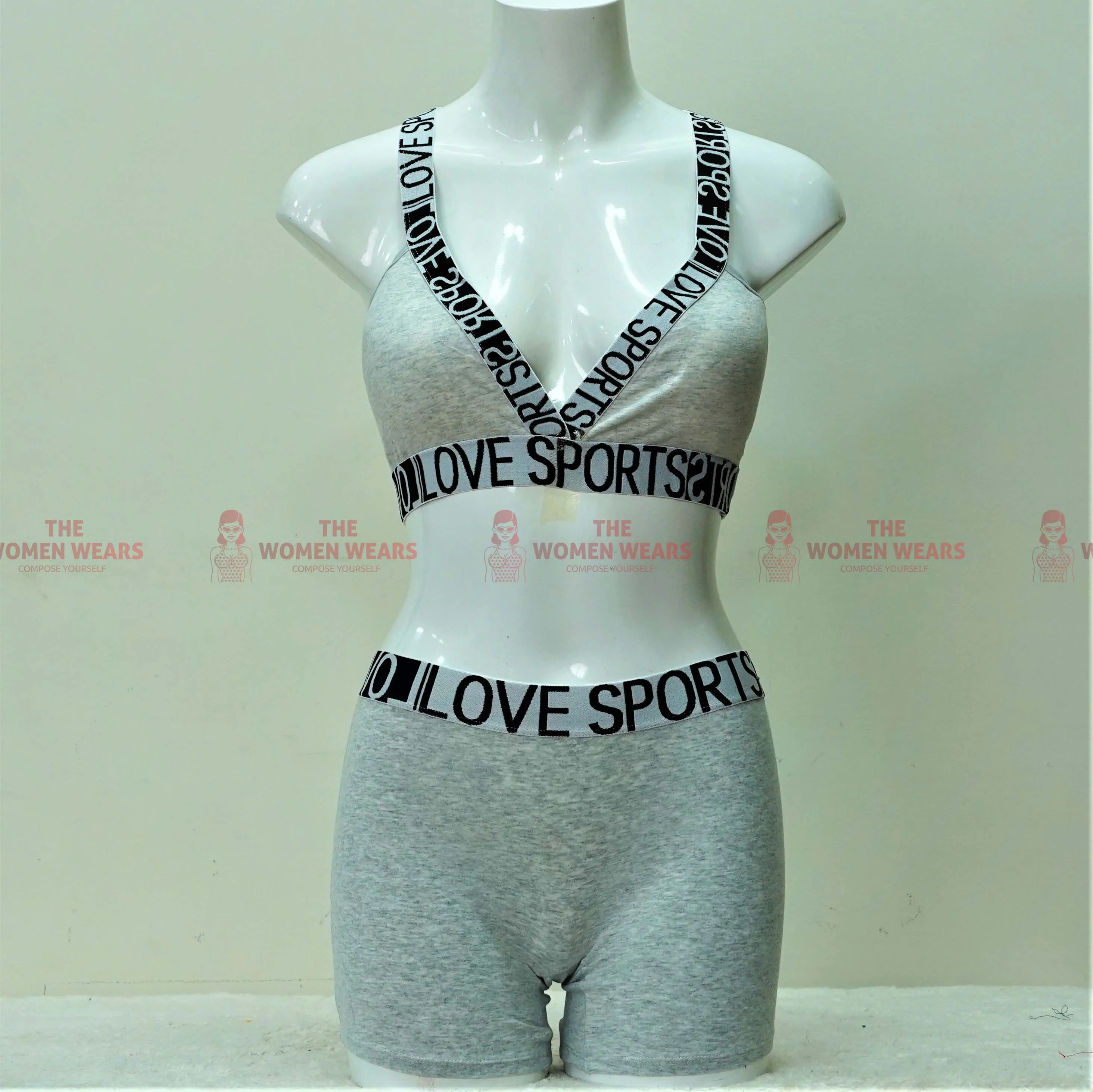 Women's Sports Tech Tank Top (ART-5945)